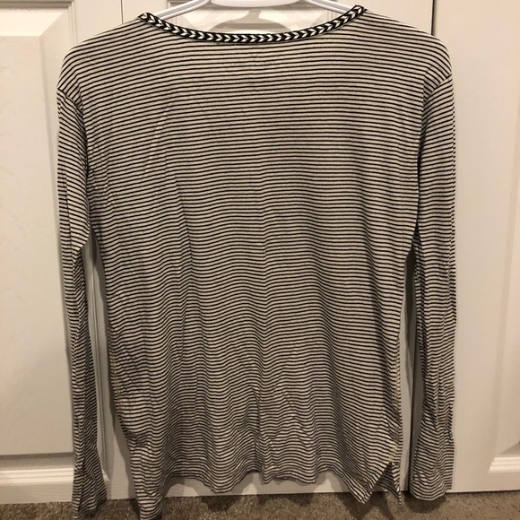 Black and White Long Sleeve - Picture 3 of 3